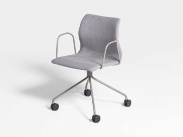 RAL_Stol_1_thumb_3200x2400