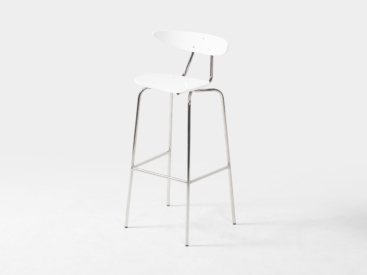 Toro_barstool_1_thumb_3200x2400