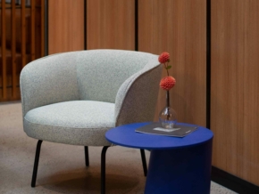 Color_thumb_2400x3200