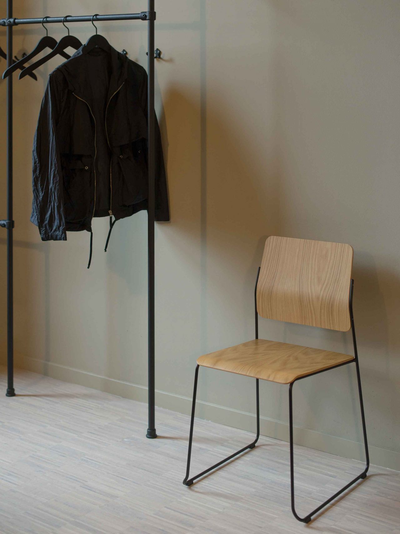 Montoya_Chair_13_2400x3200